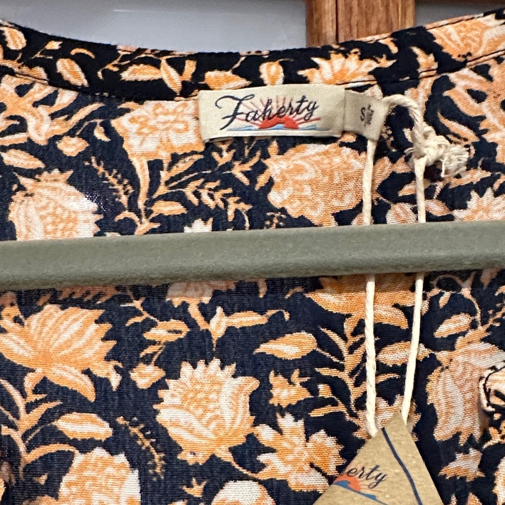Faherty Black Long-Sleeve Floral Tiered Dress with Tan Print - Picture 2 of 8